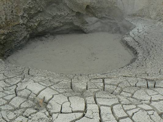 Movie of the Mud Volcano Day 4 - 1.7mb